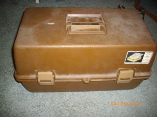 Vintage Tackle Box Adventurer 2113 Full