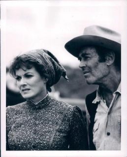1973 Actors Maureen O Hara Henry Fonda on Movie Set