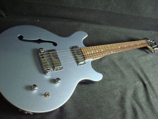 Daisy Rock Retro H Semi Hollow Sparkle Blue Electric Guitar