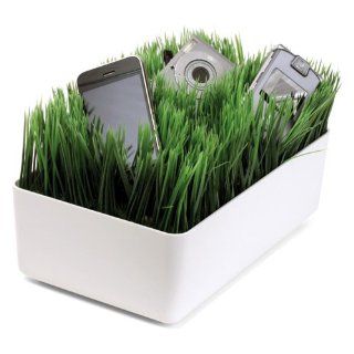 Kikkerland OR08 W Grass Charging Station, White Home