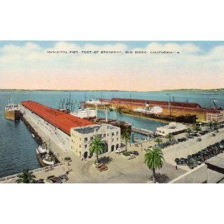 1940s Vintage Postcard Municipal Pier, Foot of Broadway