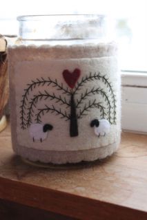  Willow Tree Sheep and Heart Penny Rug Candle Huger Wrap