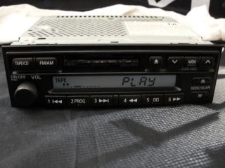 2002 Nissan Pathfinger Infiniti QX4 Bose Cassette Radio PN 1728N OEM