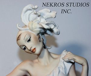 Isadora Statue Artist Giuseppe Armani Sold Out Edition w Peacock Italy