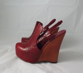Jeffrey Campbell Darian Wedge Red Size 8 5