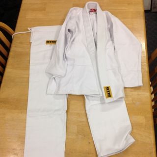 On The Mat Gi Jiu Jitsu Karate Uniform Sz 0 OTM Judo MMA
