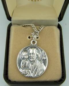 Rare Antiqued Silver Gild 7 8 Saint Joseph w Christ Fathers Patron Medal w Box  