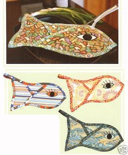 New Pattern Fishy Potholders Kitchen or Camping