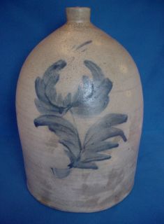 Dipple Lewistown Pennsylvania Stoneware Jug w Large Tulip