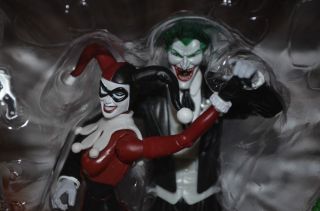 DC Universe Mad Love Joker Harley Quinn Figure RARE
