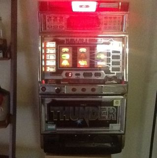 Macy Thunder Slot Machine with Tokens Owner Manual