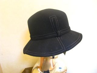 Magid Ladies Womans Black Wool Felt Cloche Bucket Hat w Gray Stitching