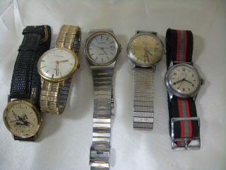 VINTAGE 5 WATCH LOT REPAIRS OR PARTS CARAVELLE WITTNAUER OMEGA CLEBAR