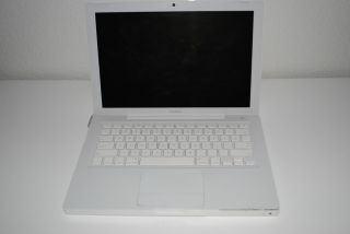 Apple MacBook 13 3 Laptop MB062LL B November 2007
