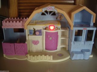 Fisher Price Sweet Streets Riding Stable Electronic Lights Radio Etc
