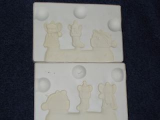 Alberta plaster ceramic mold #A142 Mouse/Bell mini christmas ornament