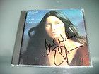 Emmylou Harris RARE Signed Cd The Best Of   110 % Authentic Autograph