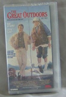 THE GREAT OUTDOORS STARRING AYKROYD AND CANDY VHS MOVIE NEW SEALED
