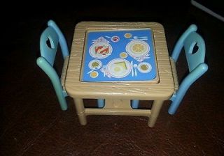 FISHER PRICE Loving Family 1993 Doll House Flip Table and Chair Set