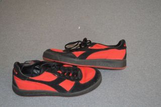Mens Size 7 Diadora Athletic Shoes
