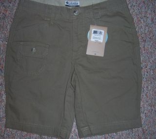 COLUMBIA Dark Sage Green Long Bermuda Shorts   Size 4   NWT