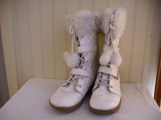 Canyon River Blues White Quilted Boots Metal Hearts Strapping Faux Fur