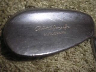 Vintage Spalding Robt Bobby T Jones Jr Golf Club 9 Iron autograph