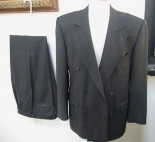 CHARCOALGRAY WOOL DOUBLE BREASTED JACKET & PANTS SUIT   SIZE 39 R