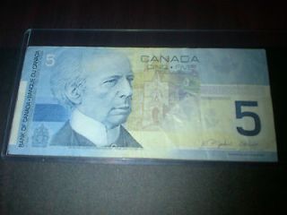 BEAUTIFUL RARE CANADIAN 2002 $5 BANKNOTE PAPER CURRENCY