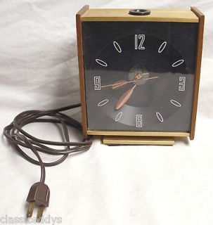 DANISH MODERN STANCRAFT HIGH TIME CEILING PROJECTION ELECTRIC ALARM