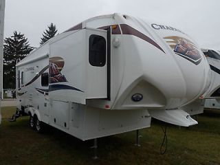 2012 CHAPARRAL MID 278RLDS REAR LIVING 2 SLIDES LOW CLEARANCE WINTER