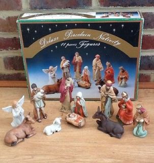 Deluxe Nativity Porcelain Figures In mint condition  11 in total 70