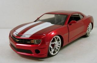 2010 Chevy Camaro SS 1:24 scale 8 model car Jada BigTime Muscle Red