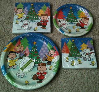 Snoopy Christmas Hallmark Peanuts Party Supplies Plates Napkins