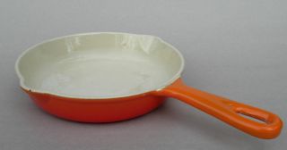 Flame Orange CAST IRON Enamel SKILLET Frying PAN Pour Spouts #16