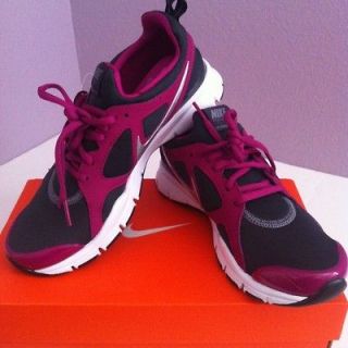 Nike Womens In Season TR 2 Training Shoes Size 6 Sneakers Metallic