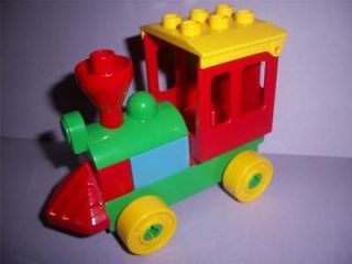 Duplo Lego   Train / Steam Engine With Opening Cab + Connectors   NEW