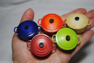 Le Creuset Dutch Oven Magnets Choose from 4 colors