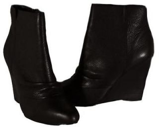 Report Elvis Black Wedge Boots Womens Shoes size Medium Width