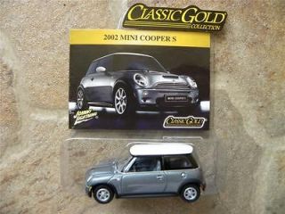 2002 MINI COOPER 2003 JOHNNY LIGHTNING CLASSIC GOLD COLLECTION 1:64
