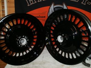 Harley Davidson OEM 28 Spoke Gloss Black Powder Coated Wheels 09 13 NR
