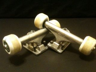 Independent Truck Co Skateboard Trucks and Wheels Pair